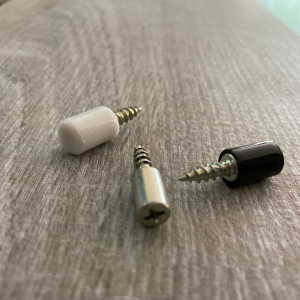 Pin auto perforante para entrepaños