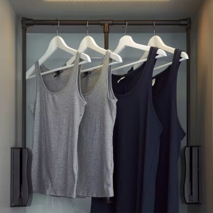 Colgador de ropa 830-1150mm