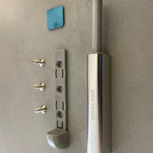 Push open magnético plateado YATO